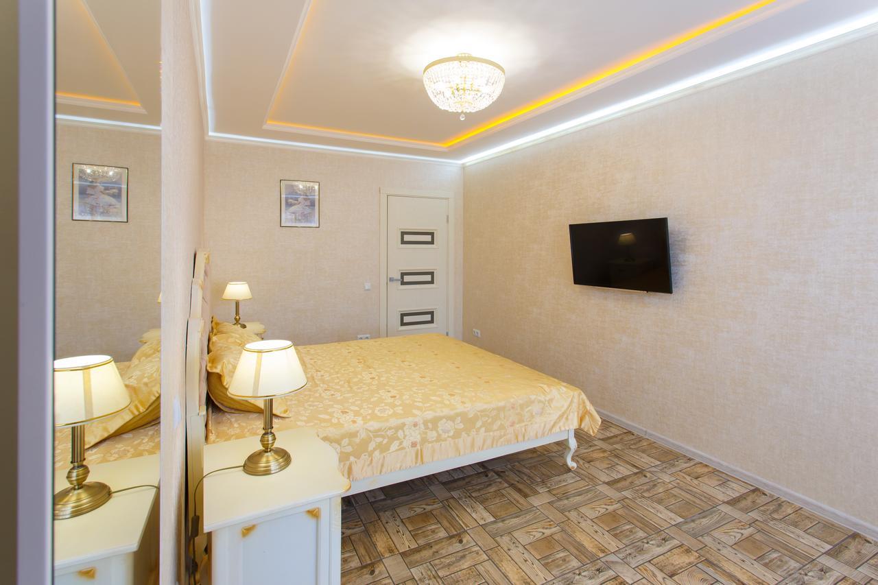 Apartment Near Railway Station เคียฟ ภายนอก รูปภาพ